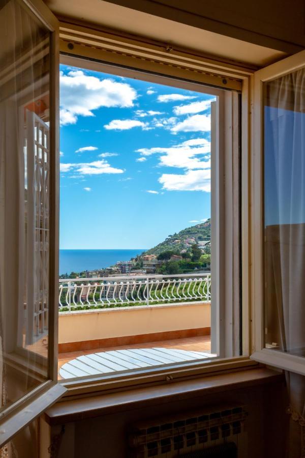 168B - La Terrazza Sul Mare, Casa A 10 Minuti Da Spiaggia, Parcheggio Privato Gratis Sanremo Eksteriør billede