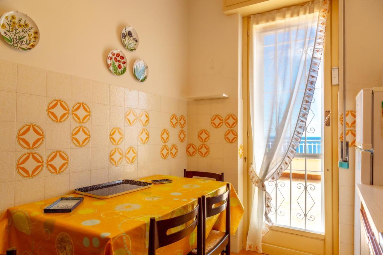 168B - La Terrazza Sul Mare, Casa A 10 Minuti Da Spiaggia, Parcheggio Privato Gratis Sanremo Eksteriør billede